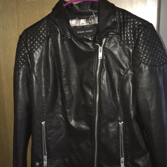 Black Rivet Jackets & Blazers - Rivet black leather jacket